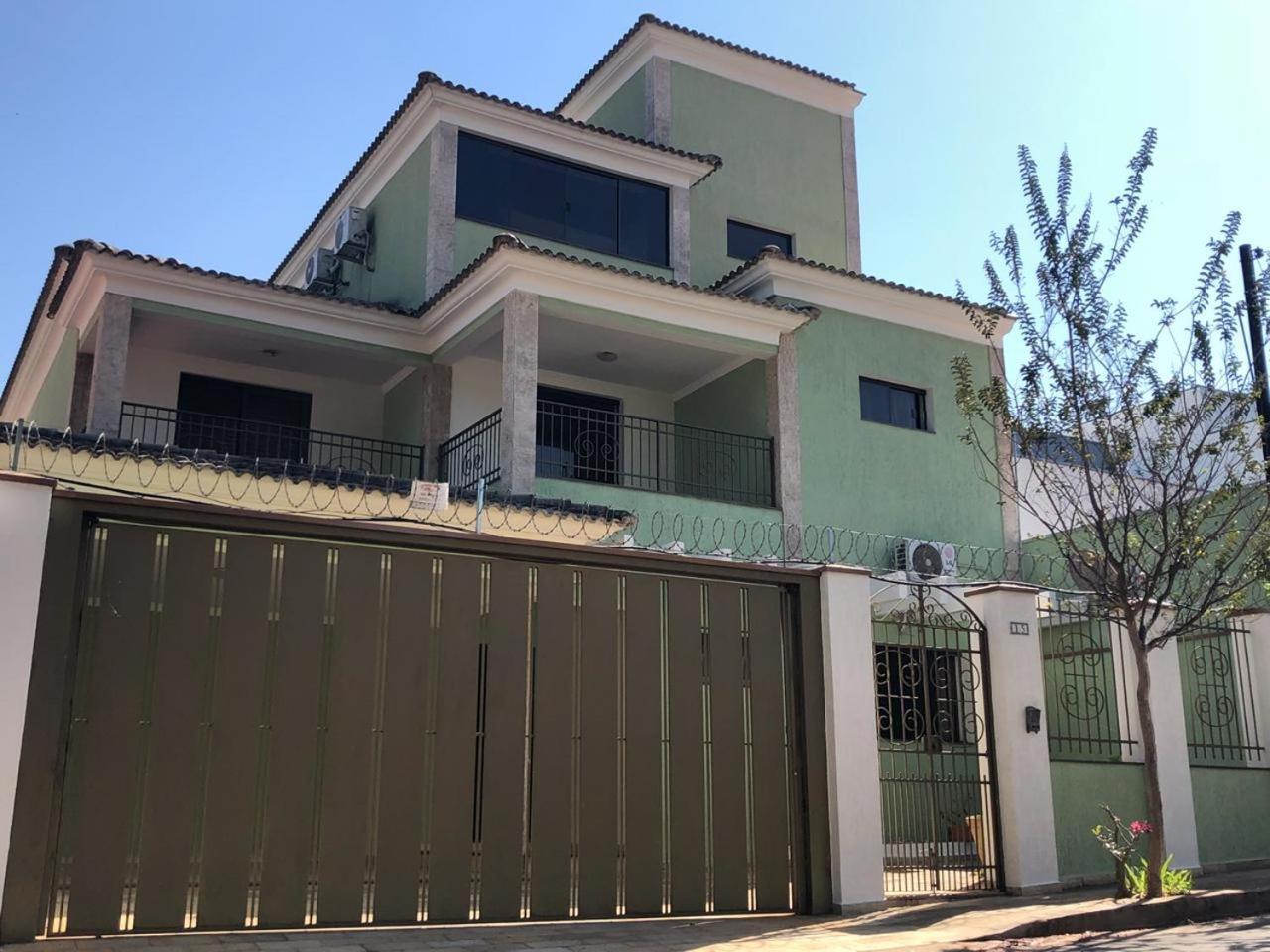 Hospedagem Oliveira Vaz Lobo Apartment Mococa Exterior photo