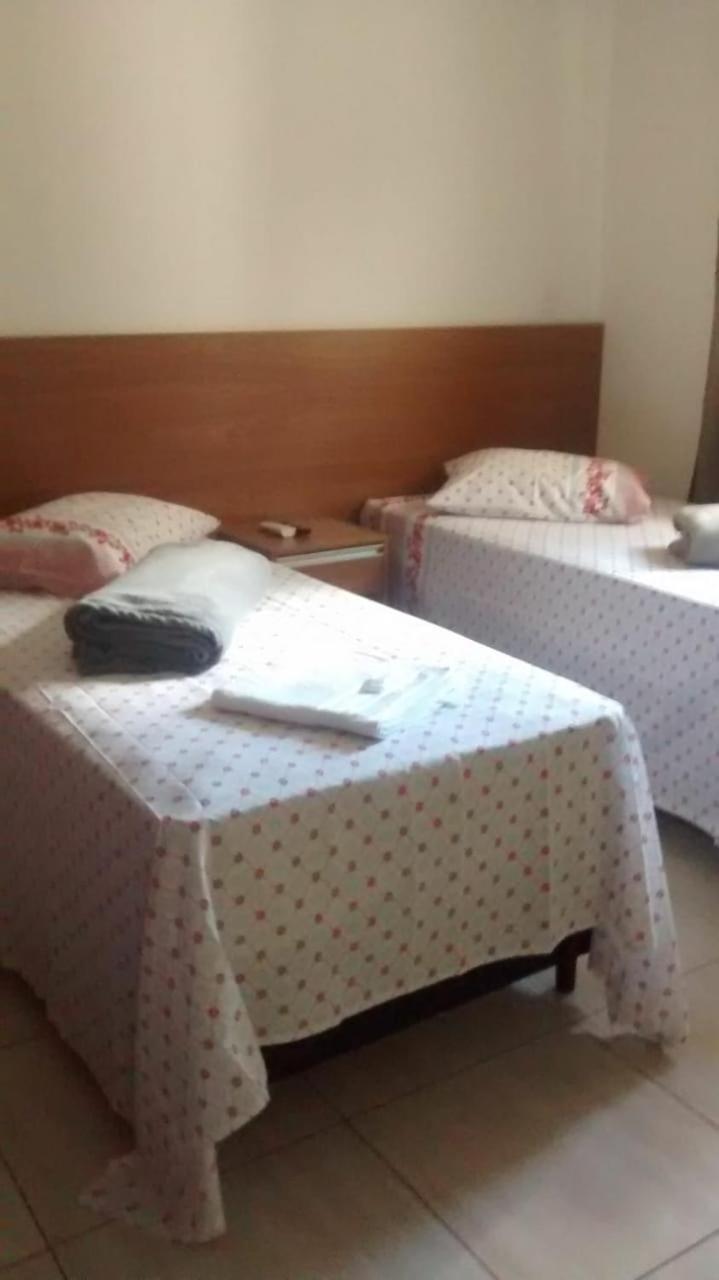 Hospedagem Oliveira Vaz Lobo Apartment Mococa Exterior photo